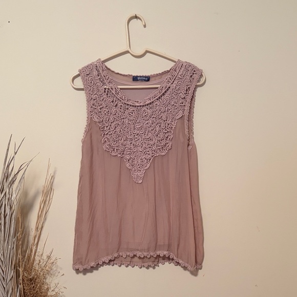 Anthropologie Tops - Anthropologie 100% silk Mauve Crochet Detail Blouse